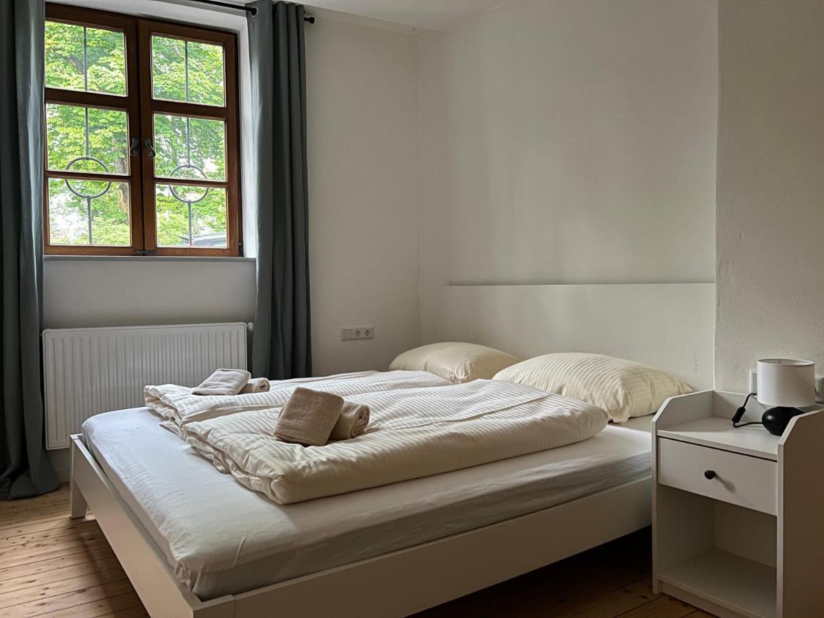 Liboria I Als Gruppe Im Denkmal Augsburgs Apartment Exterior photo